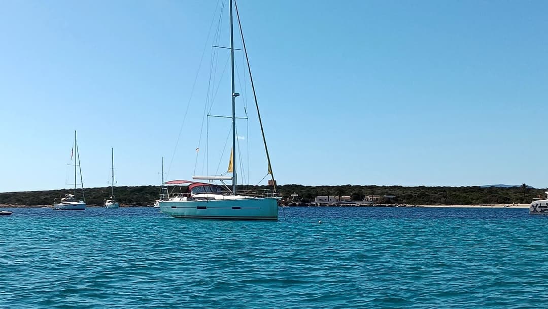 DUFOUR 460 - photo 2