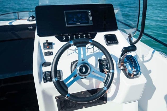 BENETEAU FLYER 8.0 SpaceDECK - photo 4