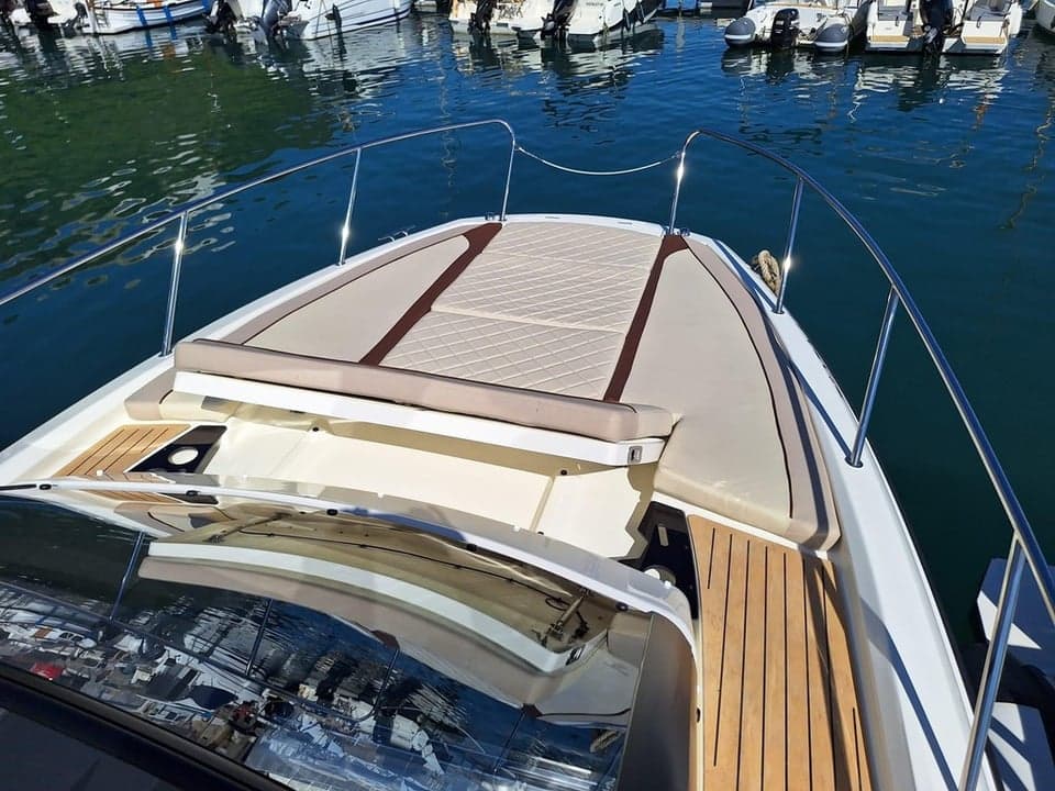 Quicksilver 875 Sundeck - photo 3