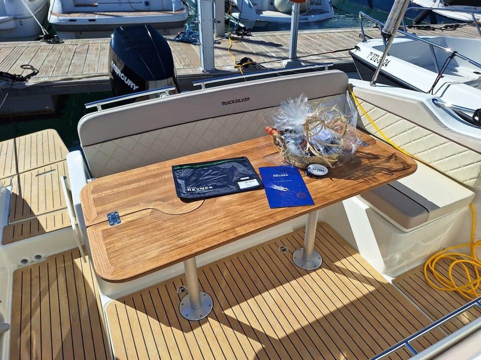 Quicksilver 875 Sundeck - photo 8